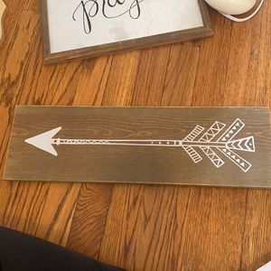 Wooden arrow sign